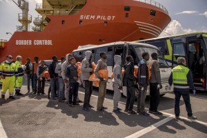 The Siem Pilot ship with about 900 migrants arrives in the port of Salerno, Italy on May 9, 2017.
