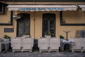 A closed American bar is seen after a decree orders for the whole of Italy to be on lockdown in an unprecedented clampdown aimed to defeat the coronavirus,in Naples, Italy, on March 10, 2020.