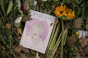 Children’s drawings in remembrance of Queen Elizabeth II are seen at Green park in London, Great Britain on September 16, 2022. Queen Elizabeth II is dead in Sco​tland on the September 8, 2022 ​at the age of 96.